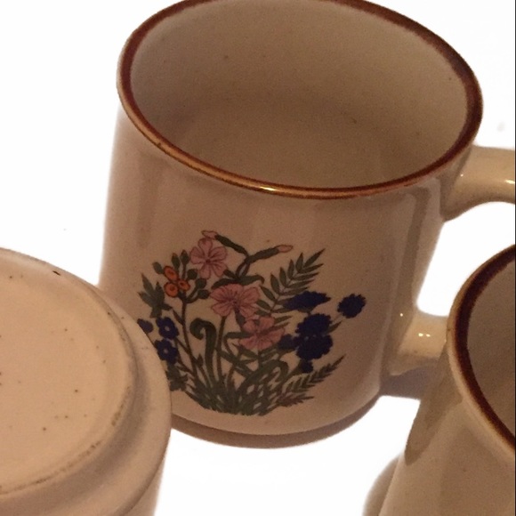 set of 6 ceramic vintage mugs - Picture 3 of 4